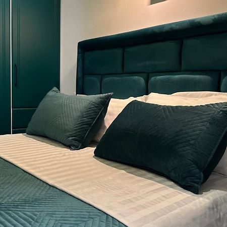 Scandinavian Apartments Al Tiranë Ngoại thất bức ảnh