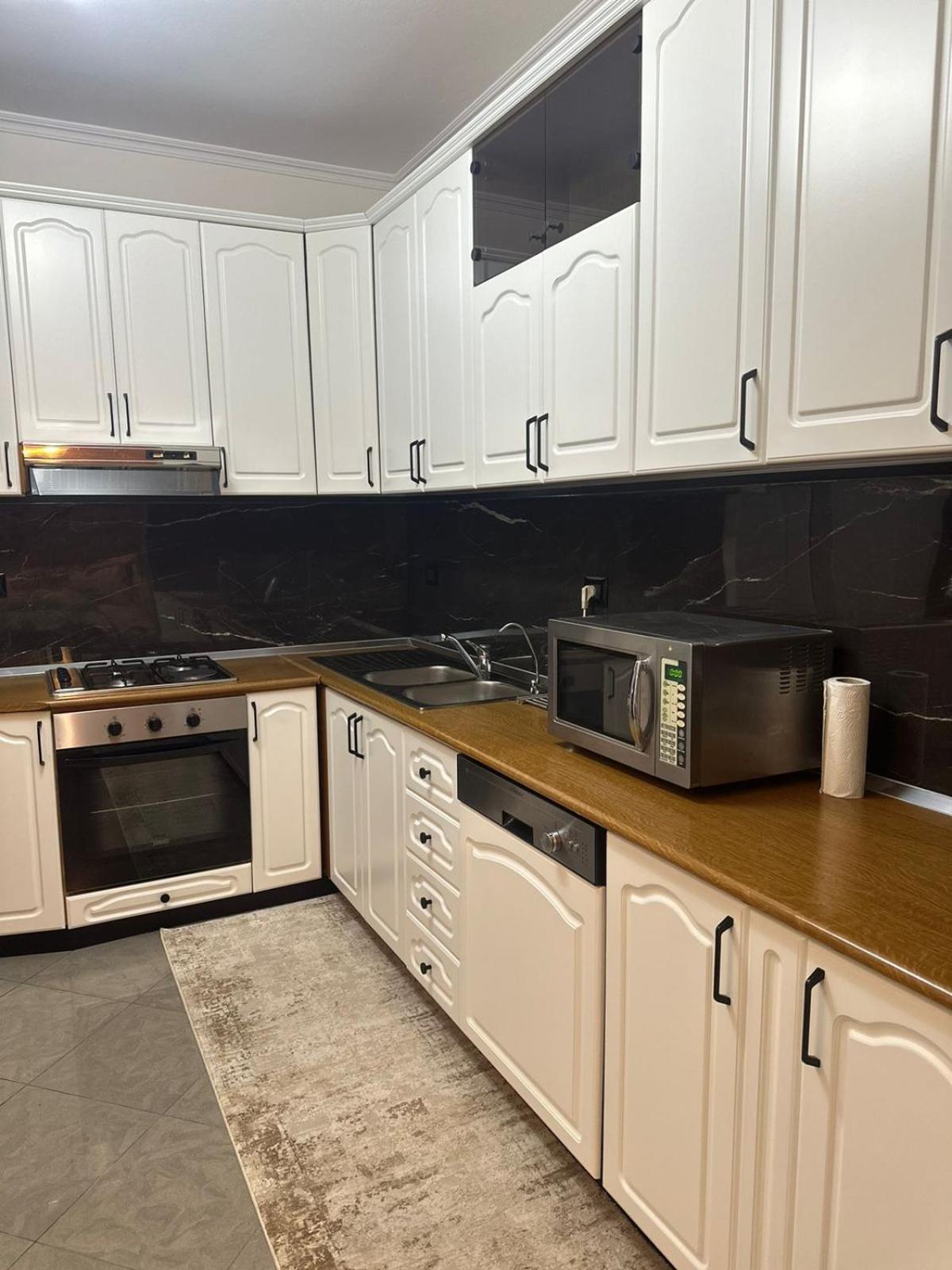 Scandinavian Apartments Al Tiranë Ngoại thất bức ảnh