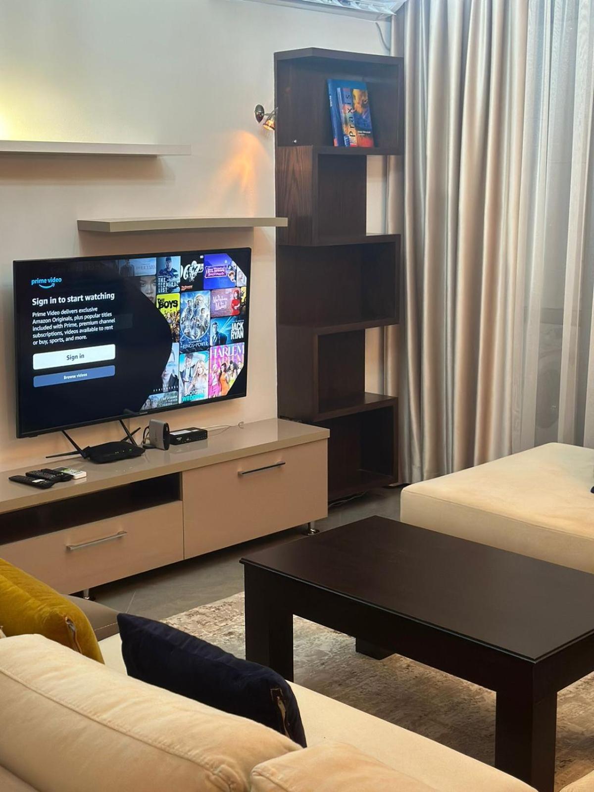 Scandinavian Apartments Al Tiranë Ngoại thất bức ảnh